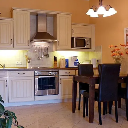 Duenenschloss Duenenschloss 1-02 *